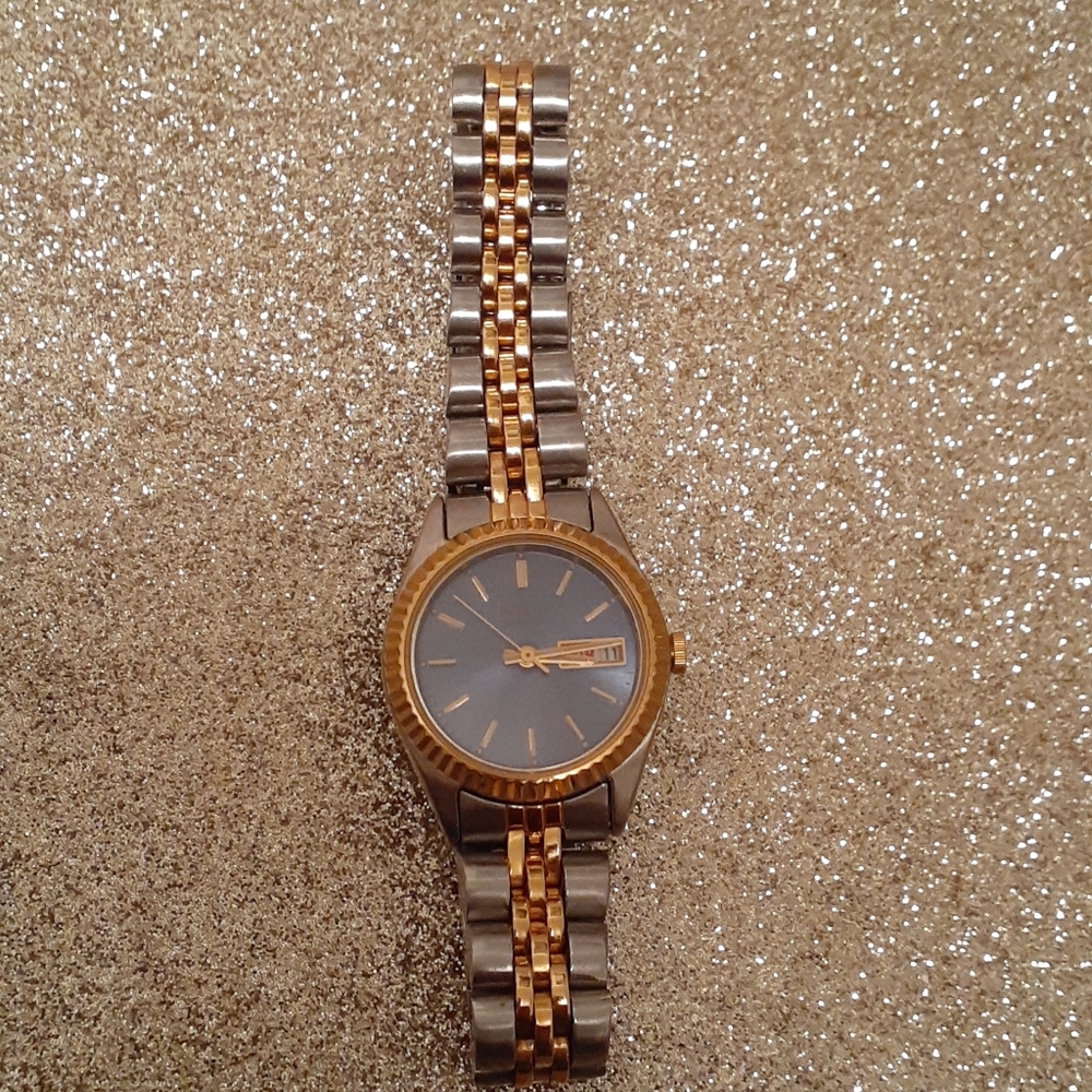 Seiko Pulsar Dress Two - Tone Calendar Watch